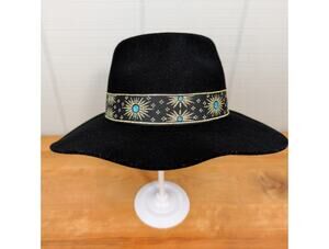 Lack of Color Black Medium Hat 100% Australian Wool Felt Fedora Gold Blue Ribbon